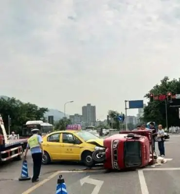 交通(tong)肇事緻人(ren)死亡案